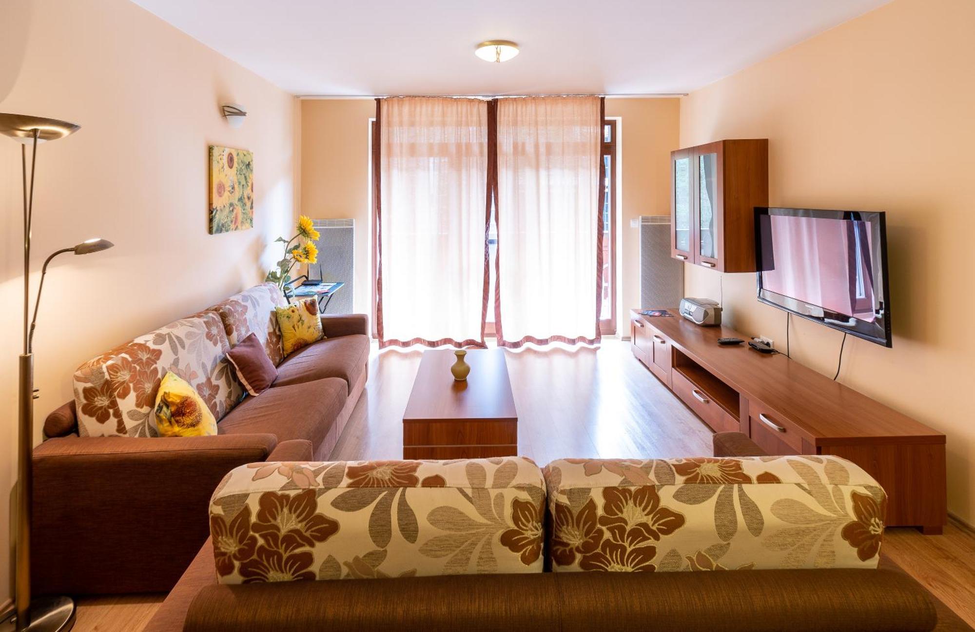 Rodinny Apartman Slnecnica Tale Ngoại thất bức ảnh